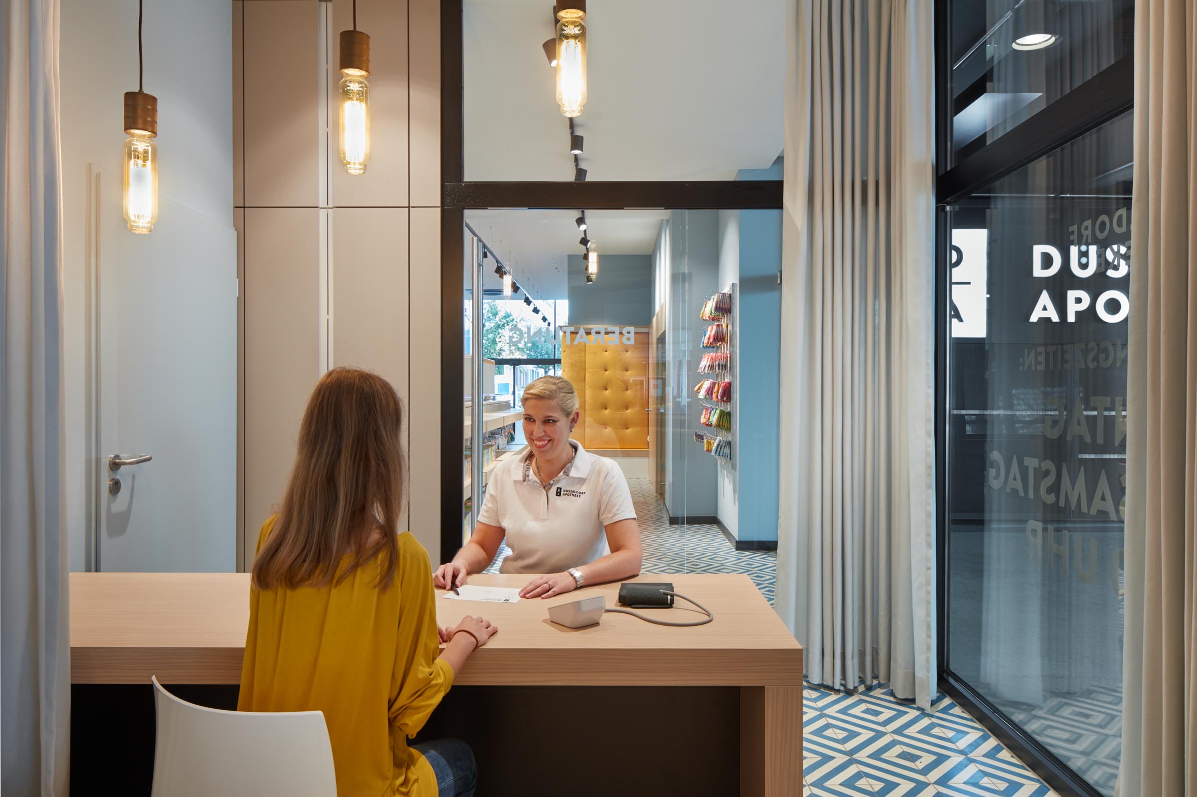 Düsseldorf Apotheke Bilk, Beratung